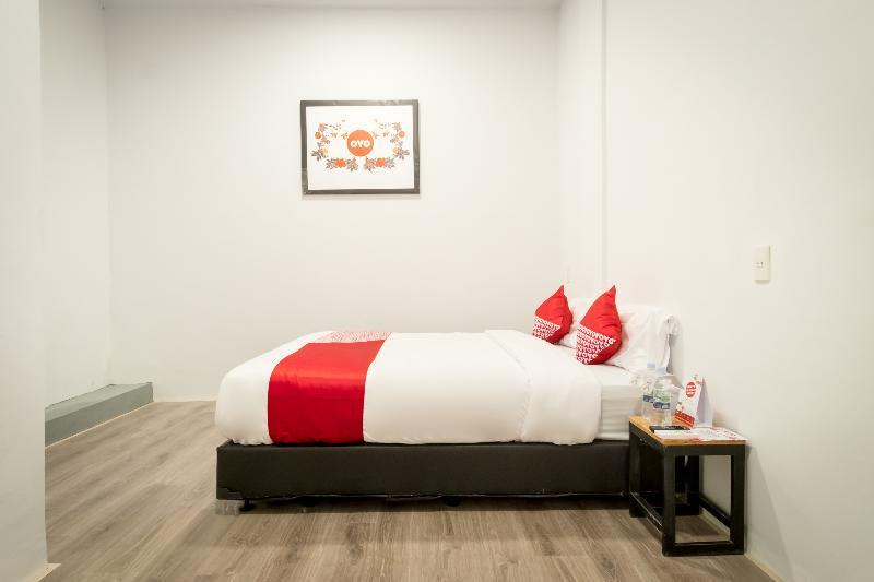 Oyo 835 Metropolitan Home Stay Medan Bagian luar foto
